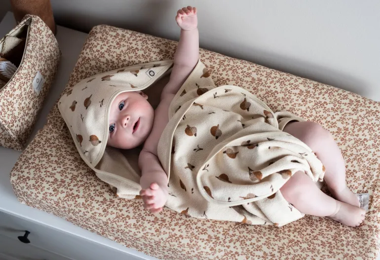 badcape_printed_duck_baby_5.webp Noppies Badcapes & Wikkeldoeken | Thuis<Badcape Printed Duck Baby Hooded Towel - Indian Tan
