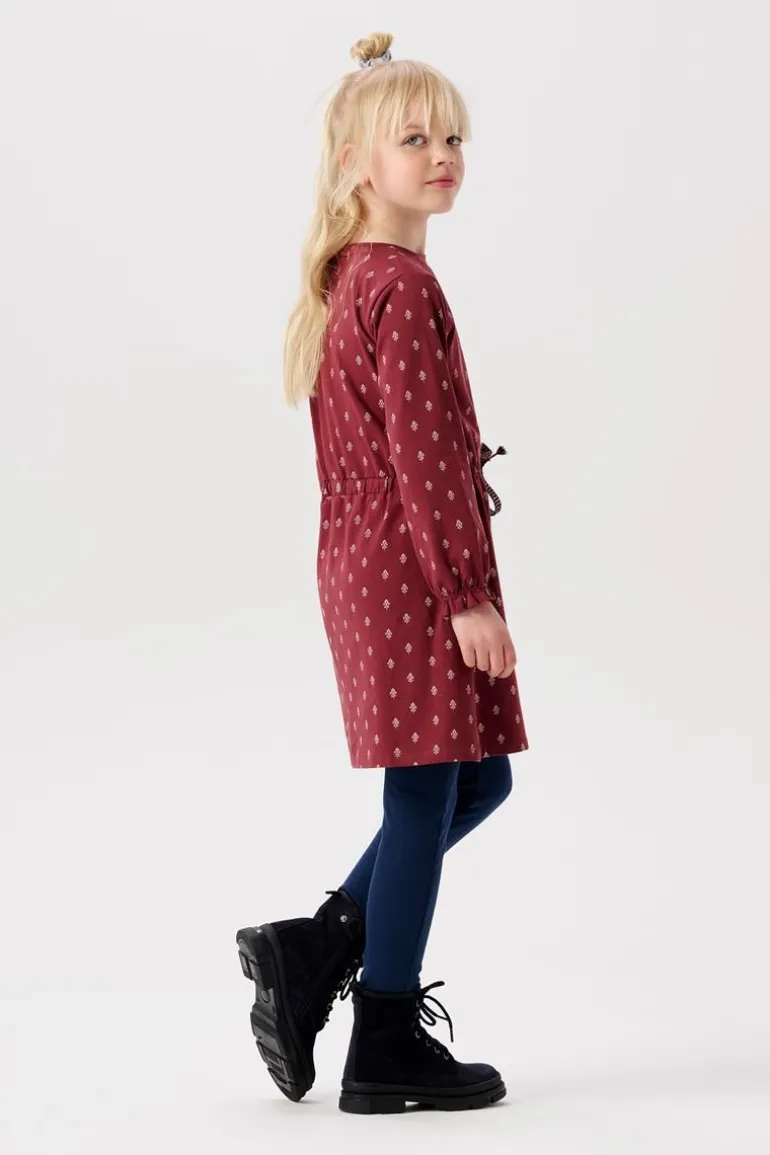 jurk_annetta__oxblood_red_1.webp Noppies Jurken<Jurk Annetta - Oxblood Red