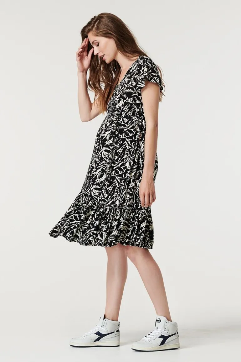 jurk_leaf__black_5.webp Noppies Jurken<Jurk Leaf - Black