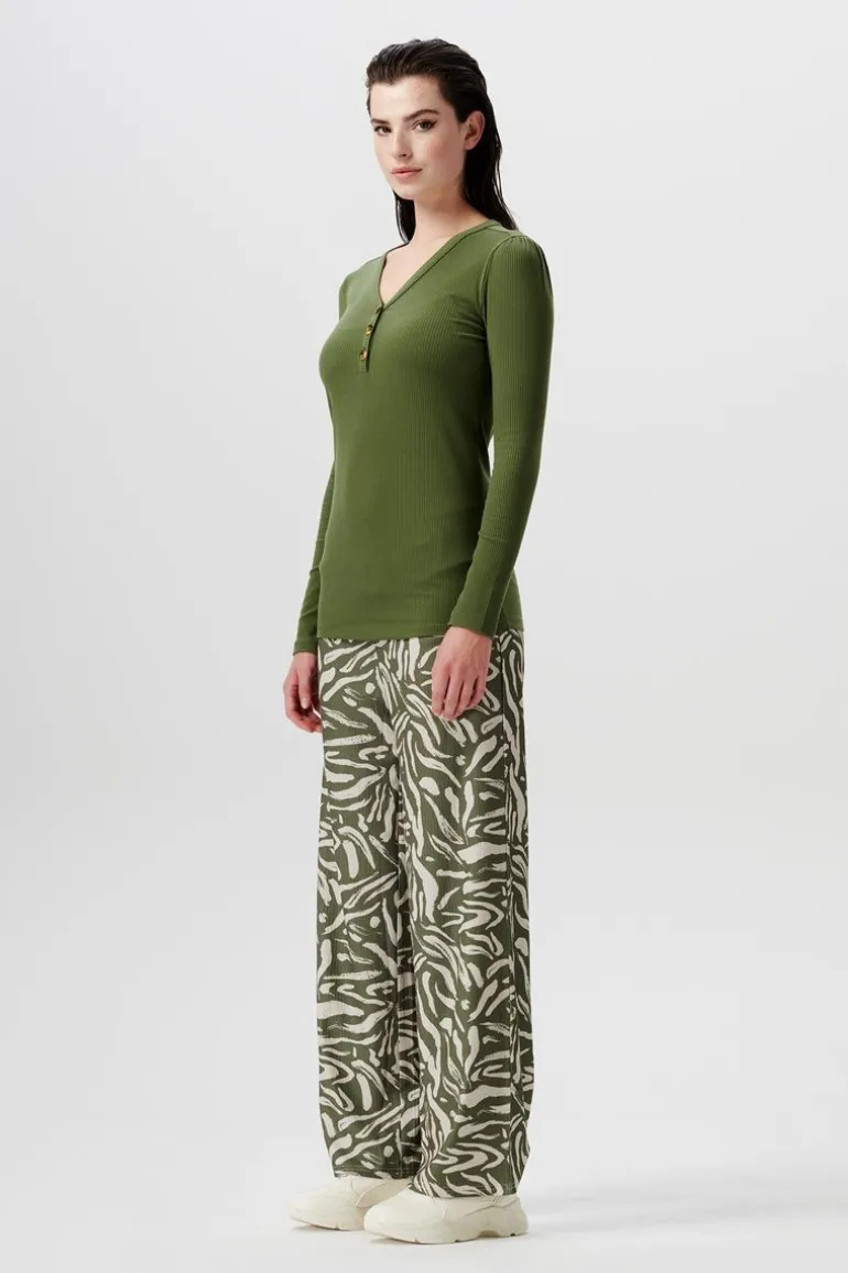 longsleeve_elsmere__olivi_7.webp Noppies Shirts | Shirts<Longsleeve Elsmere - Olivine
