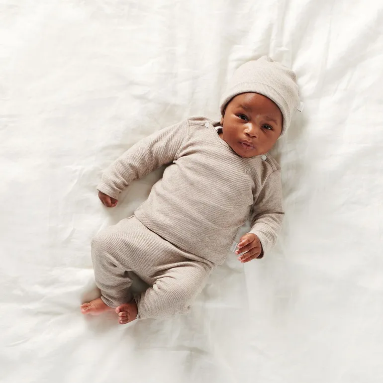 muts_nevel__oatmeal_3.webp Noppies Mutsen | Basics<Muts Nevel - Oatmeal