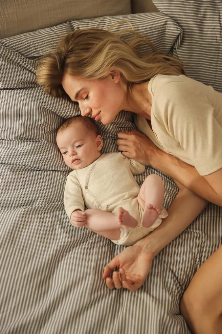 pyjamatop_met_voedingsfun_8-1.webp Noppies Nachtkleding & Loungewear | Ondergoed<Pyjamatop Met Voedingsfunctie Renate - Oatmeal