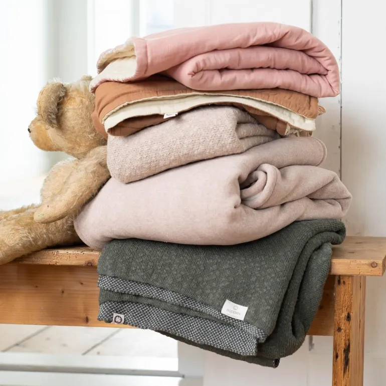 wieg_deken_filled_x_cm__m_7.webp Noppies Dekens | Babykamer<Wieg Deken Filled 75x100 Cm - Misty Rose