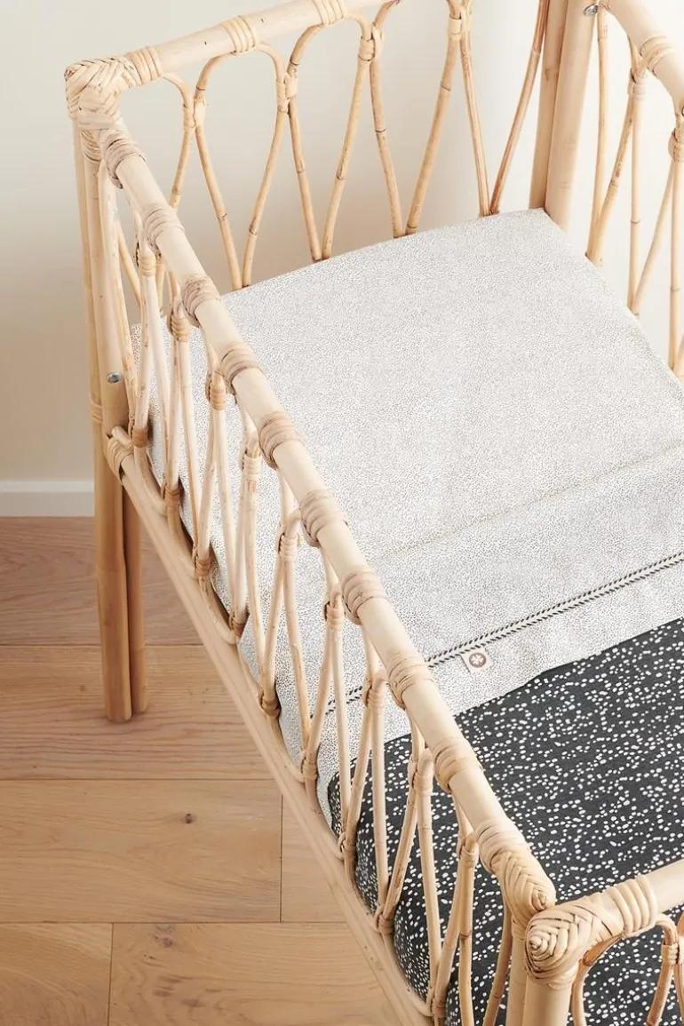 wieg_laken_teddy_fancy_do_6.webp Noppies Lakens | Babykamer<Wieg Laken Teddy Fancy Dot Crib Blanket - Forged Iron